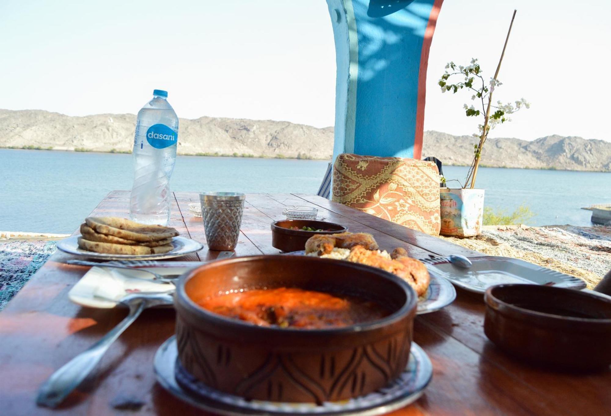 Heissa Hostel Aswan Eksteriør billede